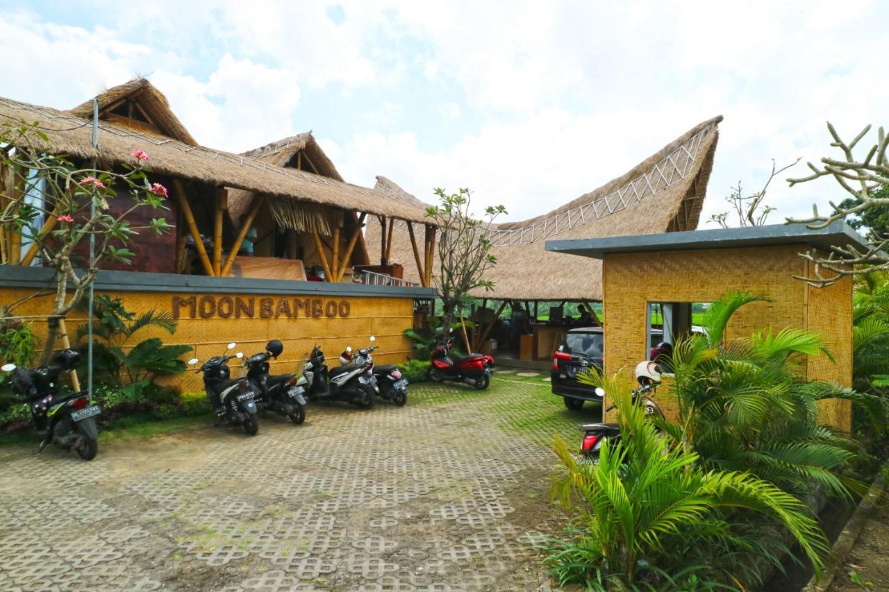 Moon Bamboo Apartment Canggu  Exterior photo